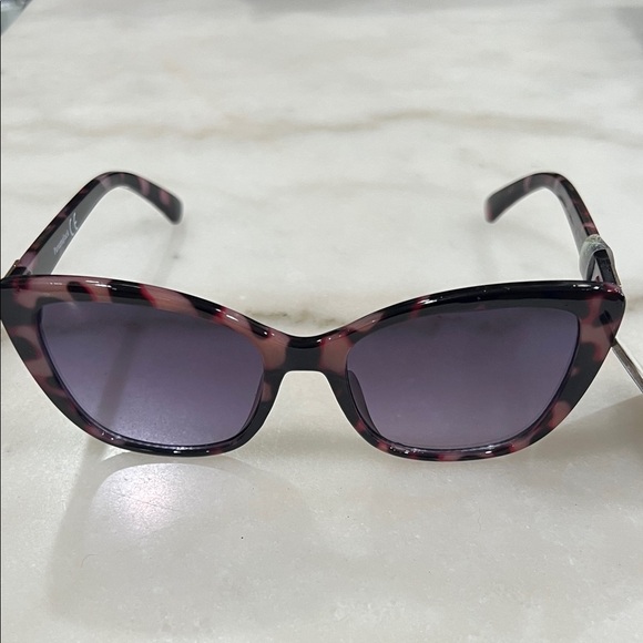 Panama Jack Pink Tortoise Sunglasses - Picture 1 of 5